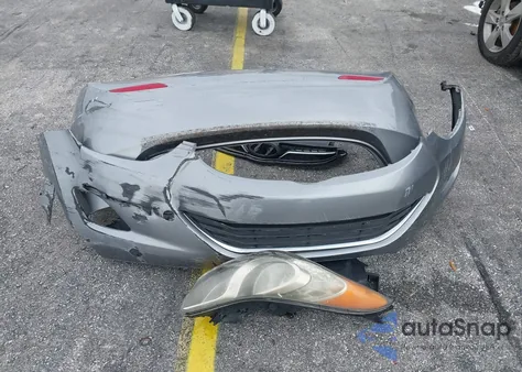 2013 Hyundai Elantra Gls/Limited from USA, damaged, VIN KMHDH4AE7DU917099